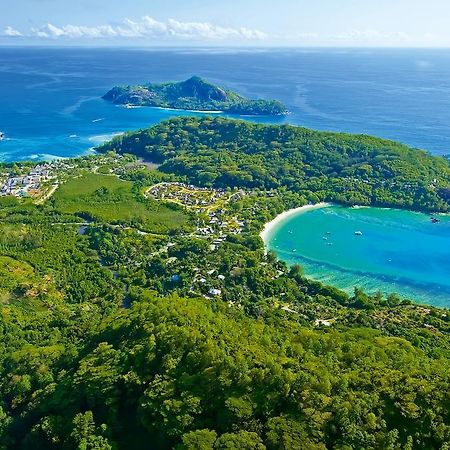 Constance Ephelia Hotel Port Glaud Exterior photo Aerial view of the island